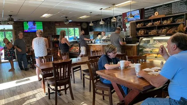 A and B Bagels and Deli