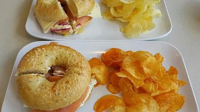 Beagle Bagel Cafe