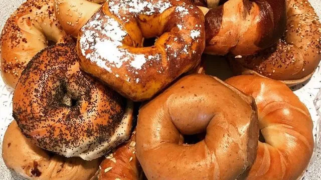 Knot Just Bagels