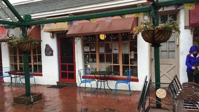 Seven Stones Cafe